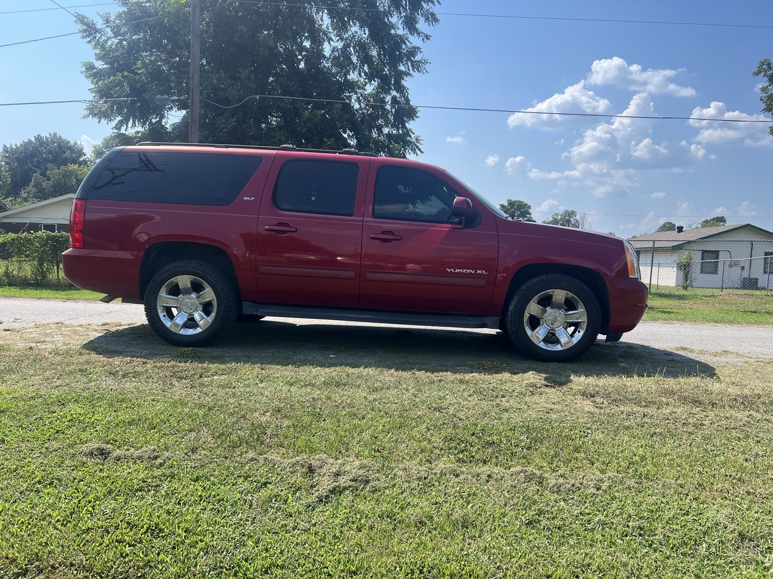 Passenger-side profile